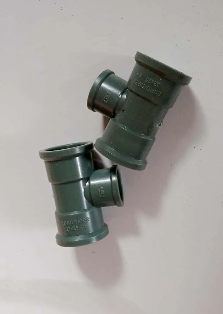 3\4 X 1\2 TEE ASH