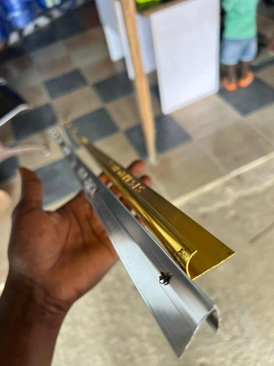 GENESIS 40X40 GOLD